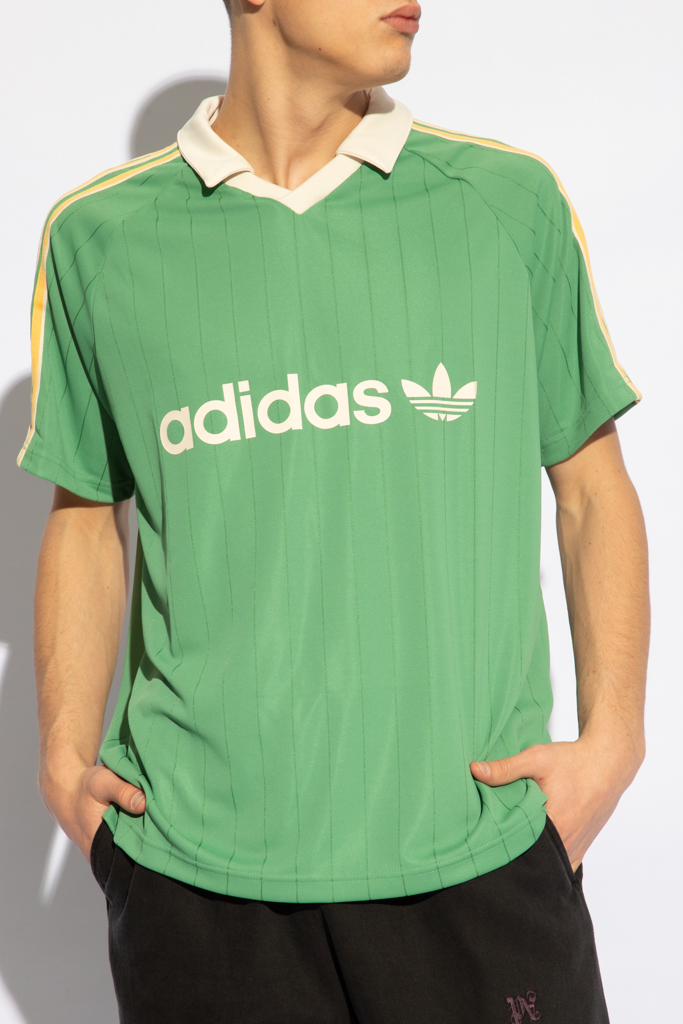 Adidas t shirt china replica best sale